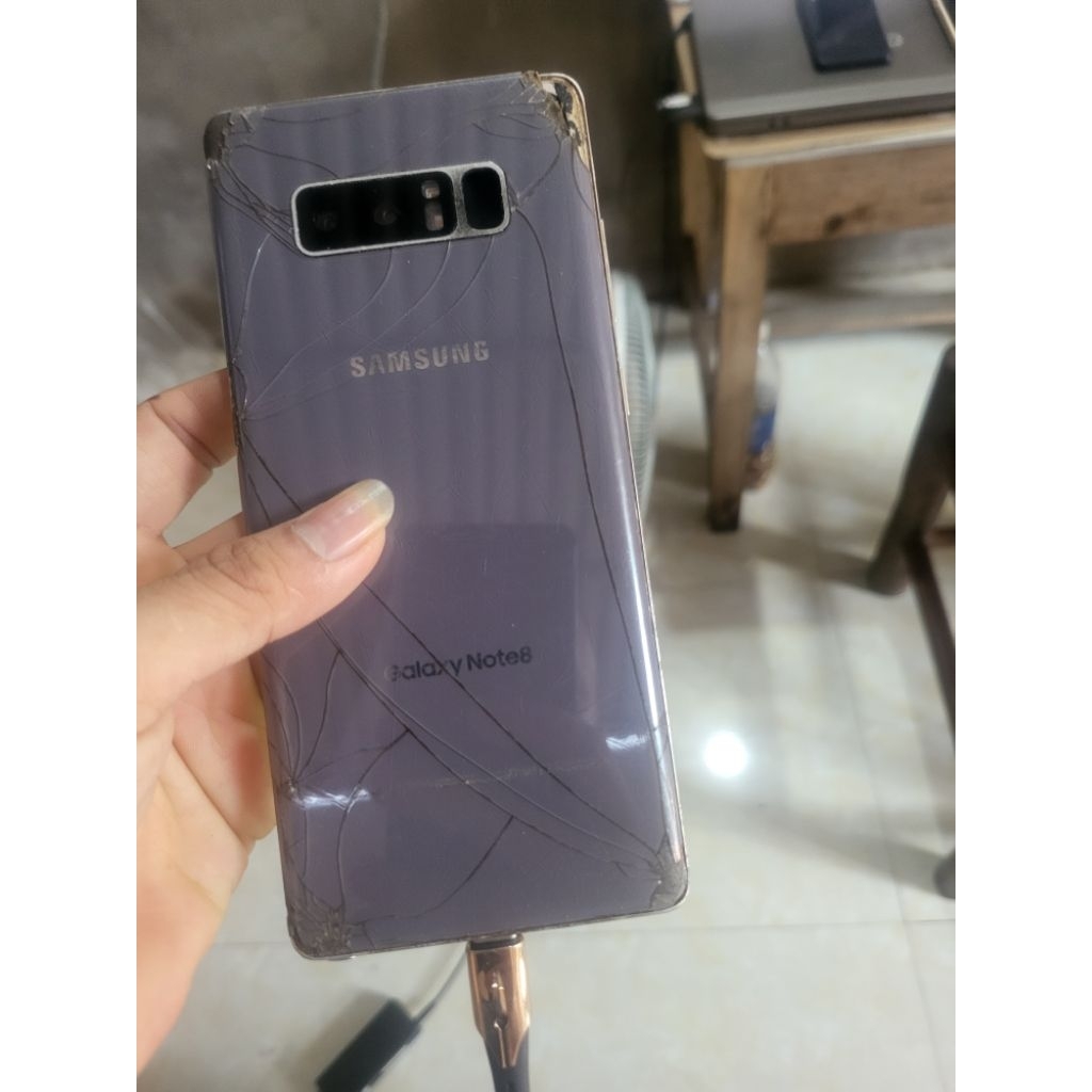 Xác Máy điện thoại  samsung note 8 hỏng màn hình, không có vân tay