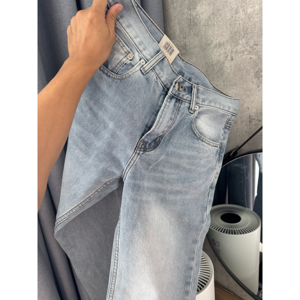 81 BOUTIQUE - Quần Jean Nam Ống Suông Nhẹ Màu Xanh Bạc A11, Quần Jeans Denim Mềm Êm Form Đẹp Dễ Phối