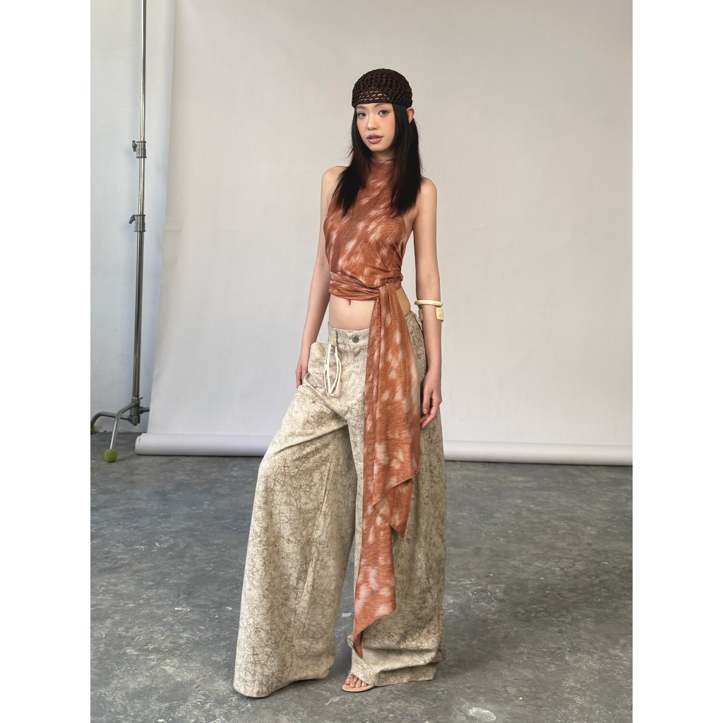 TSUN - Bambi Halter Áo Yếm Croptop Nữ Hở Lưng Họa Tiết Hươu Sao Gợi Cảm Cá Tính | BigBuy360 - bigbuy360.vn