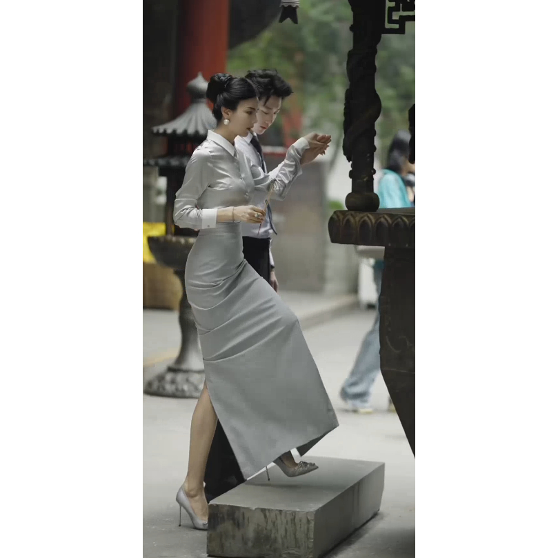 ĐẦM LỤA DÀI ÔM BODY THANH LỊCH