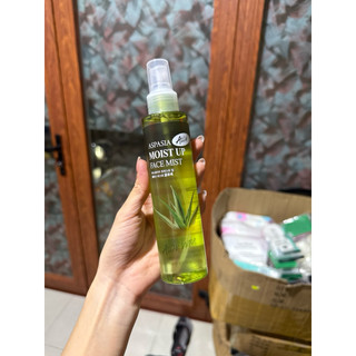 Xịt Khoáng Nha đam -xịt trước khi trang điểm hàng cty có tem