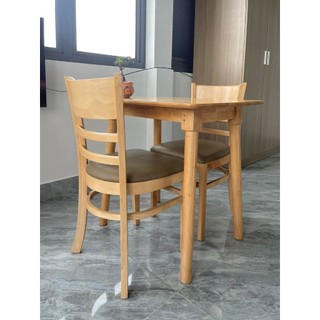 Bàn Mango chân tròn chất liệu gỗ cao su.Có phủ sơn PU . giao liền SG trung tâm HCM