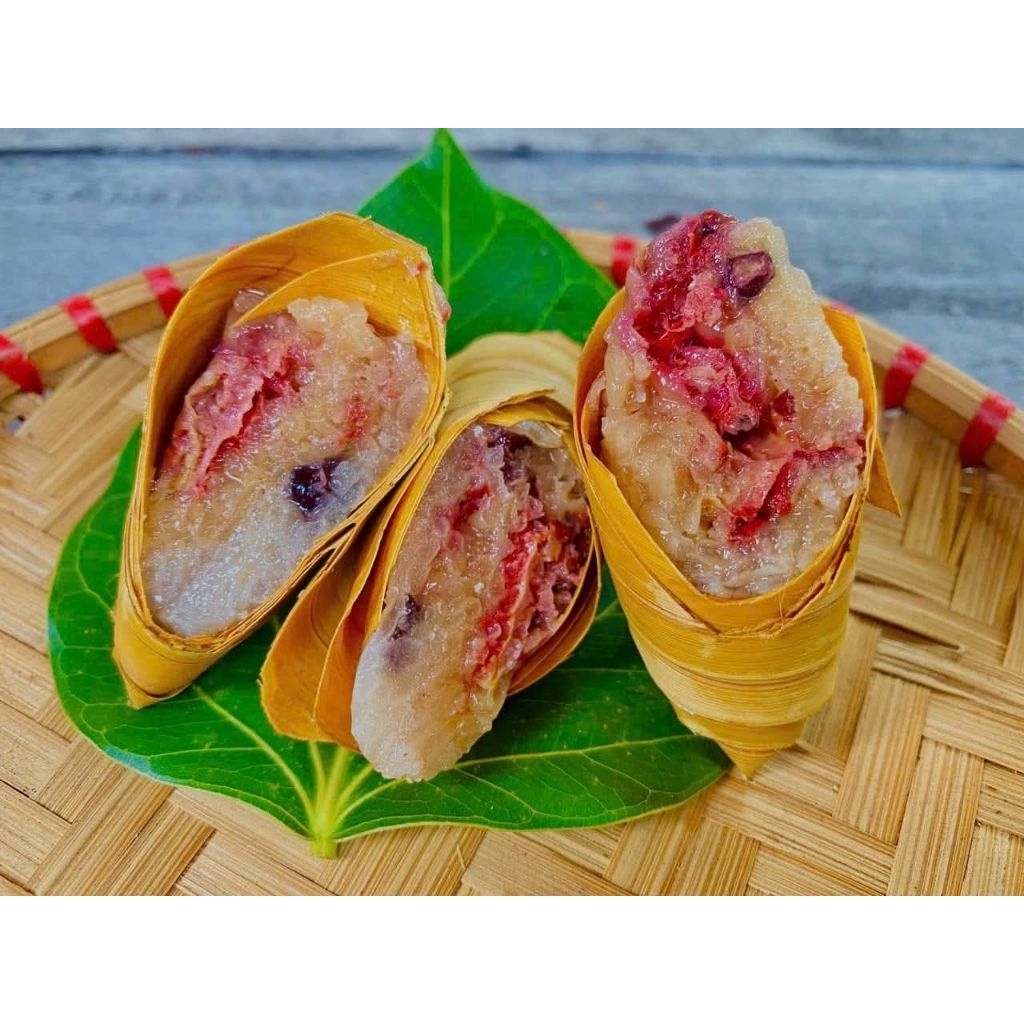 [CHỈ GIAO MIỀN NAM] 5 cái bánh lá dừa nhân chuối Chỉ giao miền Nam