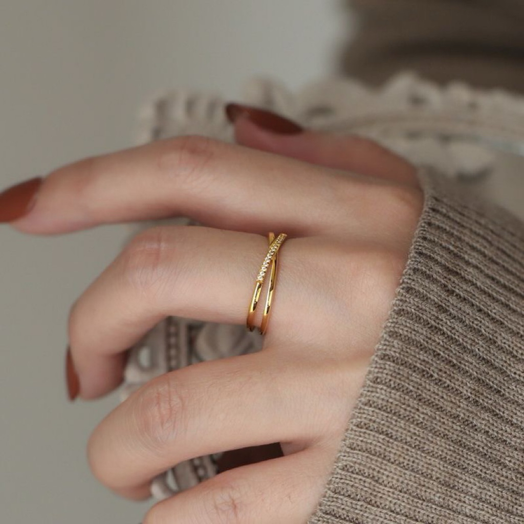 NHẪN NỮ TITAN MẠ VÀNG 18K LẤP LÁNH & THANH LỊCH