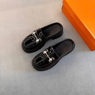 Sục Đốc Nữ Da Bóng Mũi Tròn Đế Cao 5cm Khoá Ngang Dễ Đi, Dễ Phối Đồ SDN12