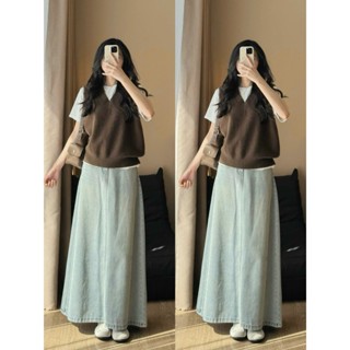 (ẢNH OLDSCHOOL) Chân váy jeans nữ dáng dài form A màu xanh sáng ánh vàng CV7926