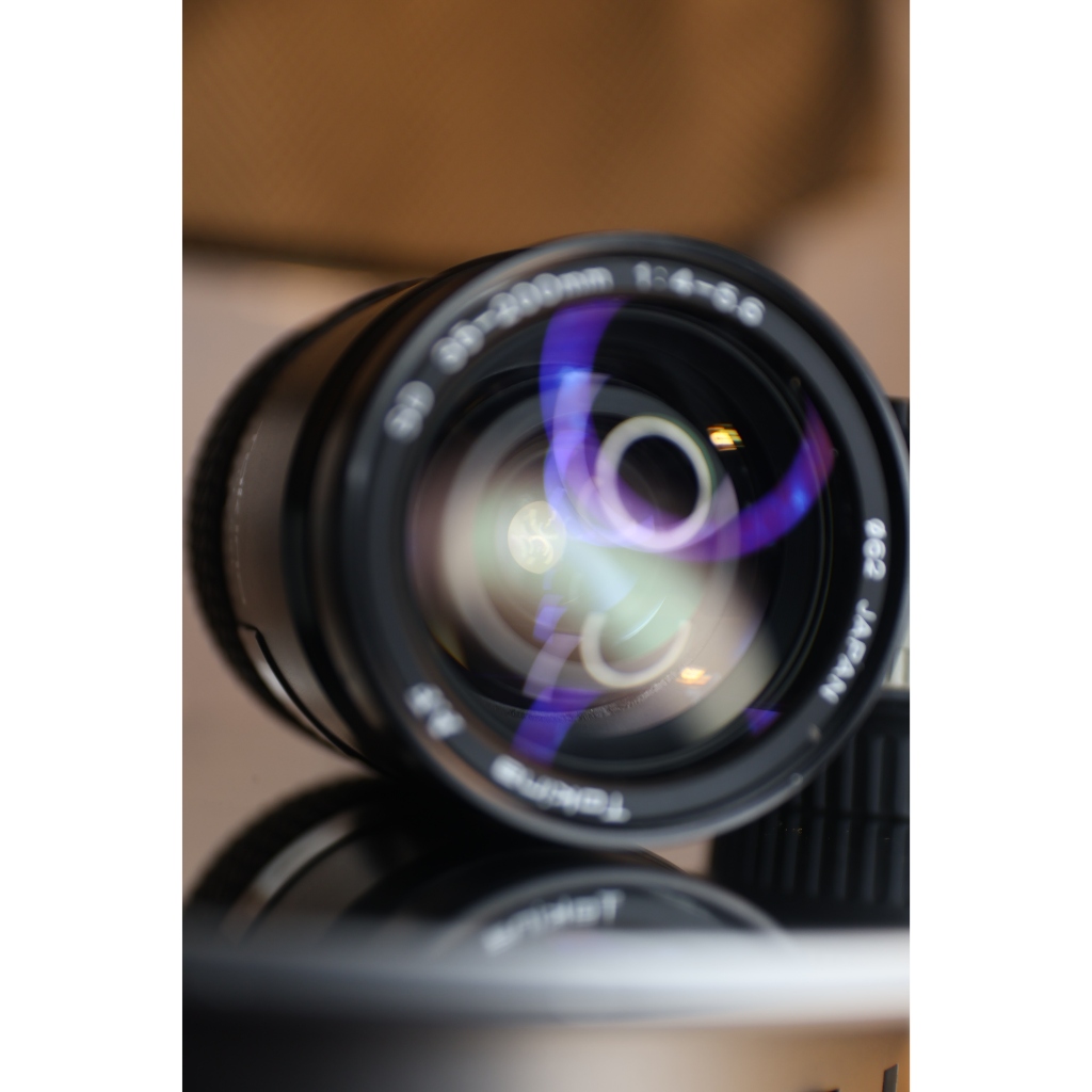 ống kínhTokina AF 35-200mm f/4.5-5.6 (Sony A) - kính 95% (kính sau có nhiều bụi bé) - Ống kính Sony A mount