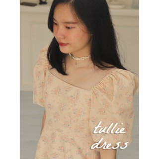 Gaia Tullie Dress Đầm Bút Chì Tay Phồng Cổ Chữ U Vàng Cổ Điển - Size S M L 