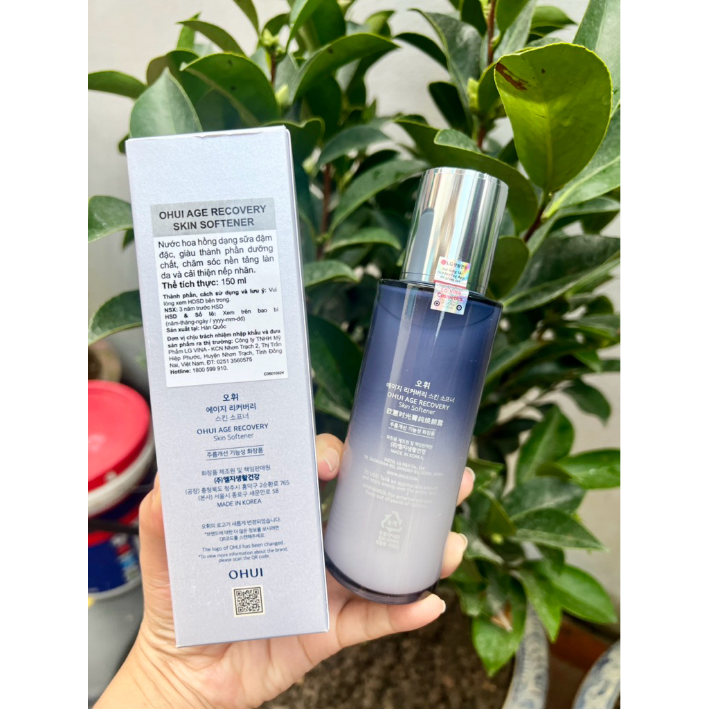 NƯỚC HOA HỒNG OHUI AGE RECOVERY