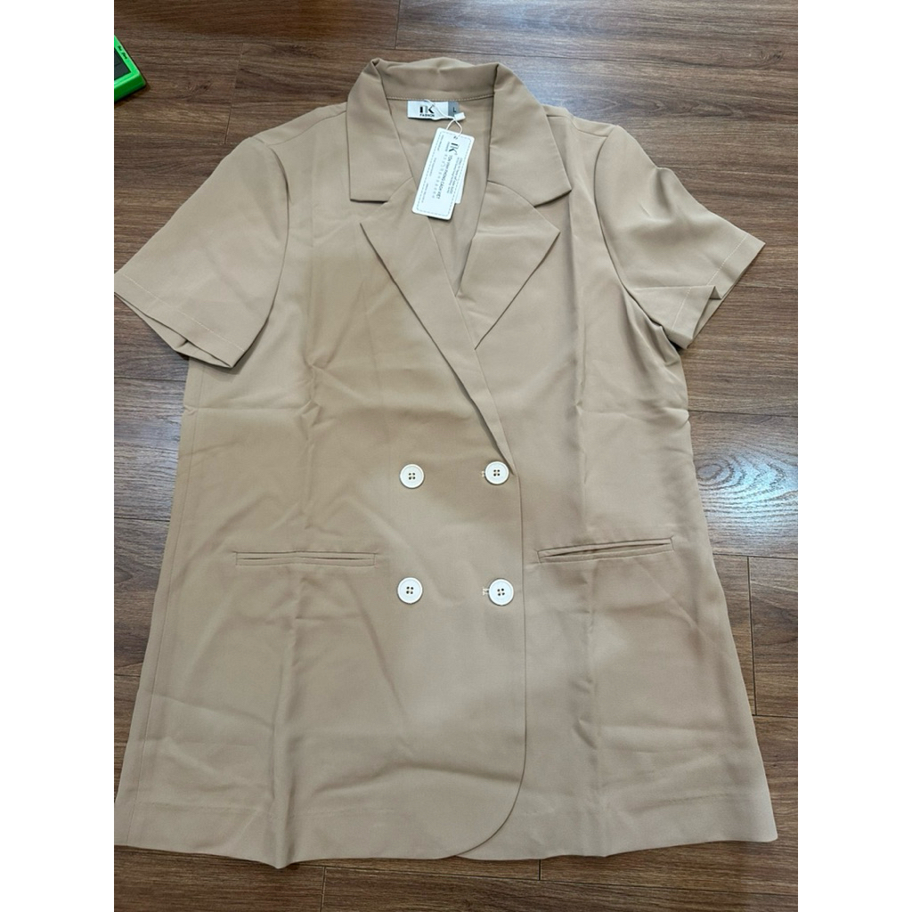 Áo blazer size L new tag