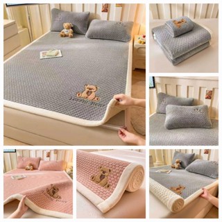  Thảm Nỉ Nhung đa Năng Trải Giường thêu Hình Gấu Bear Mềm Mại Êm Ái Ấm Áp Giữ Ấm Tốt _Shopgagoigiare.vn 