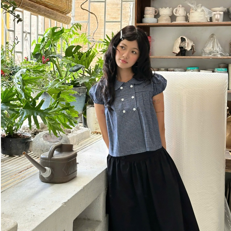 AREUM Áo sơ mi kiểu RIKO Top CỔ SEN tay bồng vải caro | BigBuy360 - bigbuy360.vn