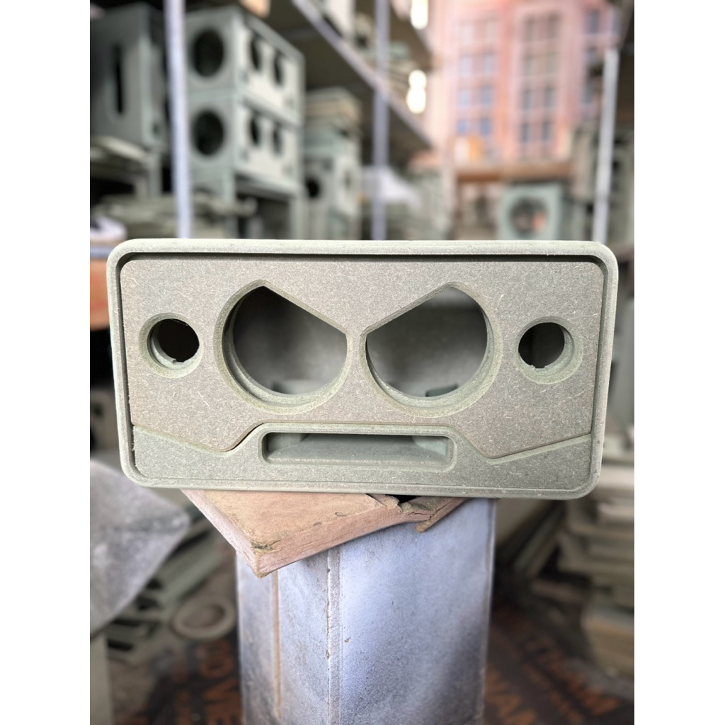 Thùng loa, box loa bb2 dáng bo siêu tròn ecang 2 mảnh kiểu dáng độc đáo kt 375x195x200