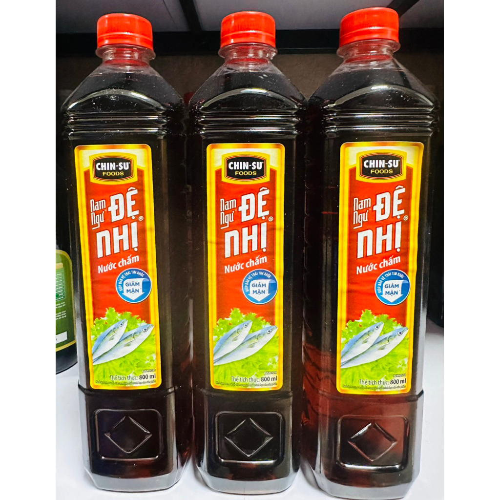 Chai Nước Mắm Nam Ngư Đệ Nhị - 800ml