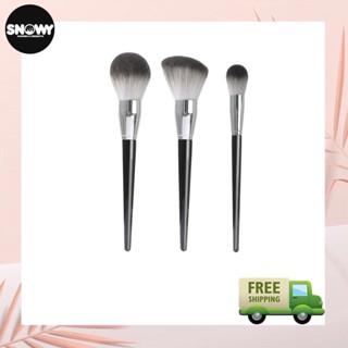  Cọ đánh má hồng tạo khối bắt sáng  màu trắng  