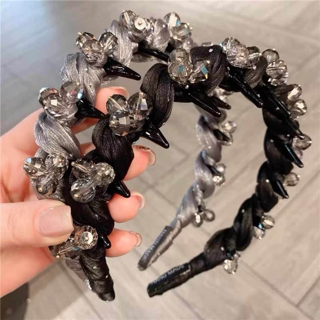 Bờm xược làm phồng tóc đính đá tiểu thư mẫu mới nhất