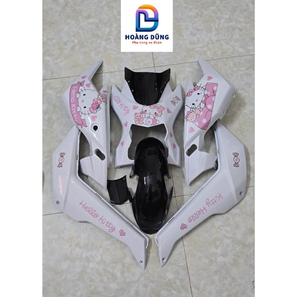  Bộ nhựa 8 món xmen kèm tem hello kitty tem hổ tem chỉ đỏ tem s7... tặng kèm 4 ốc màu  phụ tùng phụ kiện 