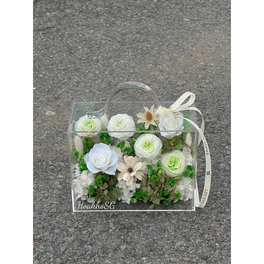 Hộp hoa khô hoa bất tử màu xanh kích thước 20x15x10cm