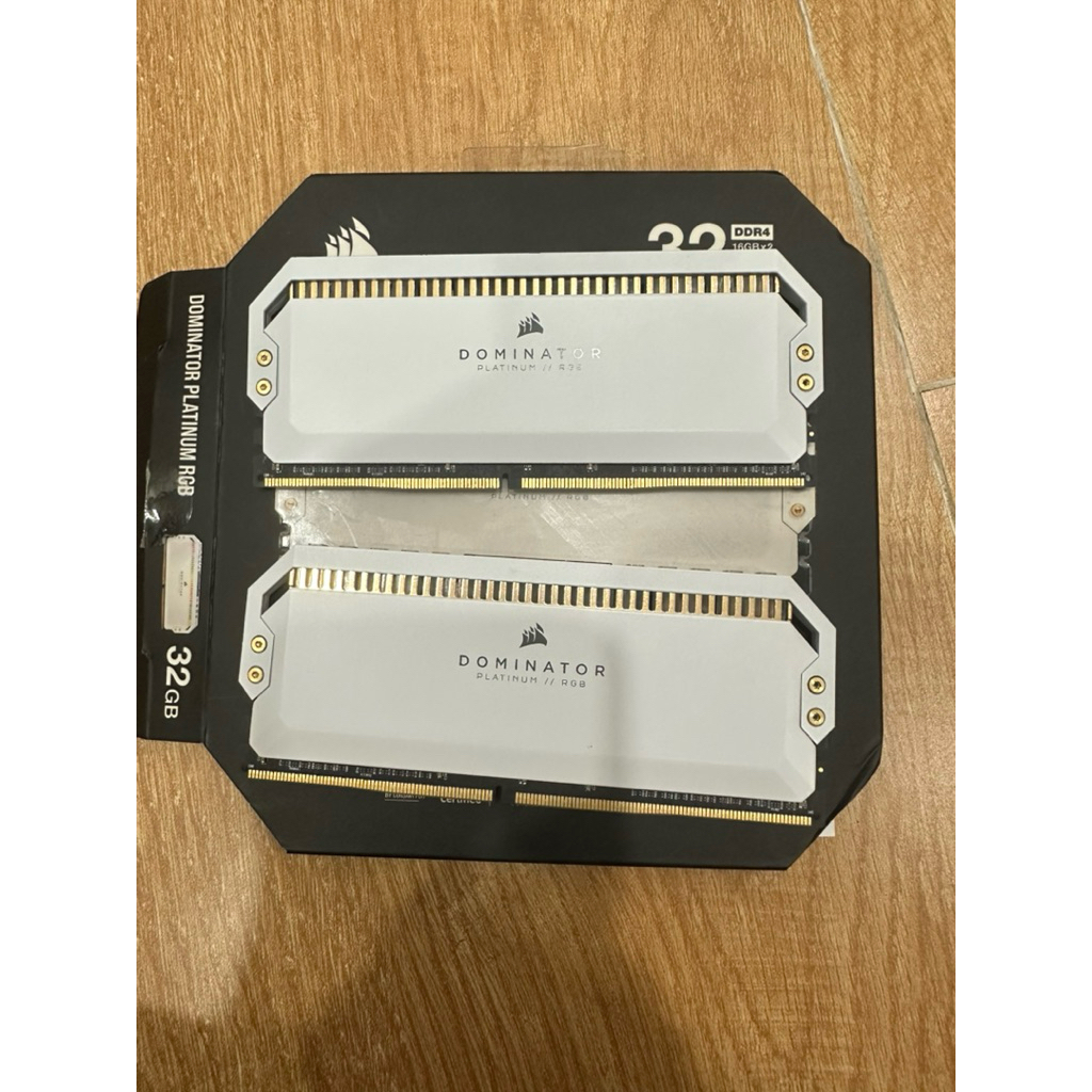 Ram PC Corsair Dominator Platinum RGB 32GB 3200Mhz DDR4 (2x16GB)