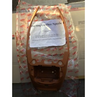 Yếm hộc bình ắc quy xe cuxi, chính hãng yamaha