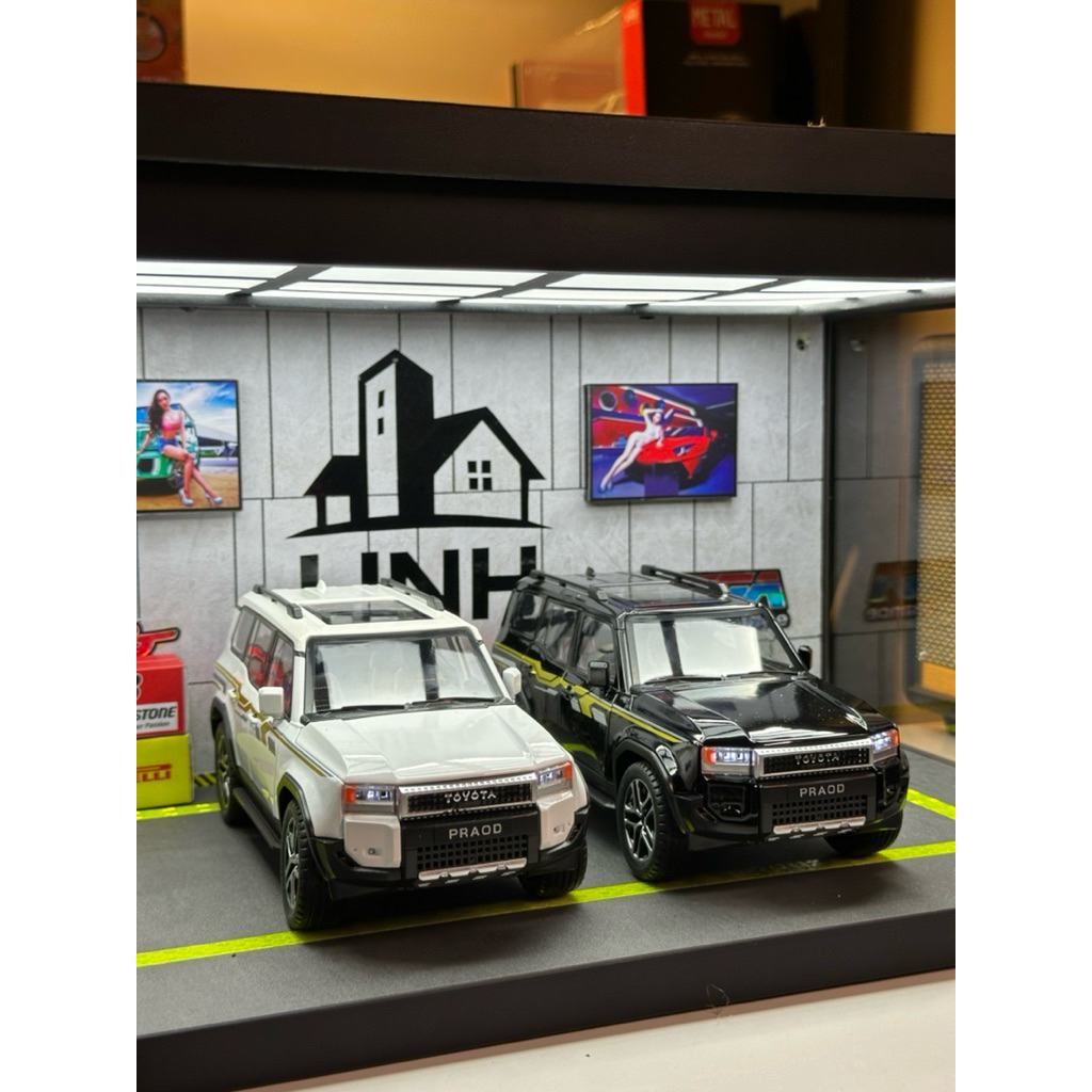 mô hình xe toyota prado fom mới 1:24
