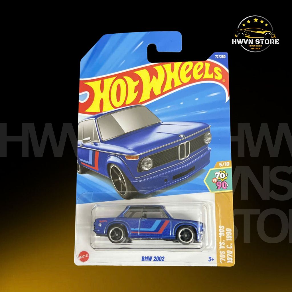 Xe mô hình Hotwheels BMW 2002 màu xanh dương
