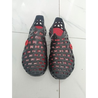 Giày nhựa thoáng khí đi mưa chống trơn trượt  phù hợp cho nam và nữ đi làm trong mọi thời tiết mưa hay nắng