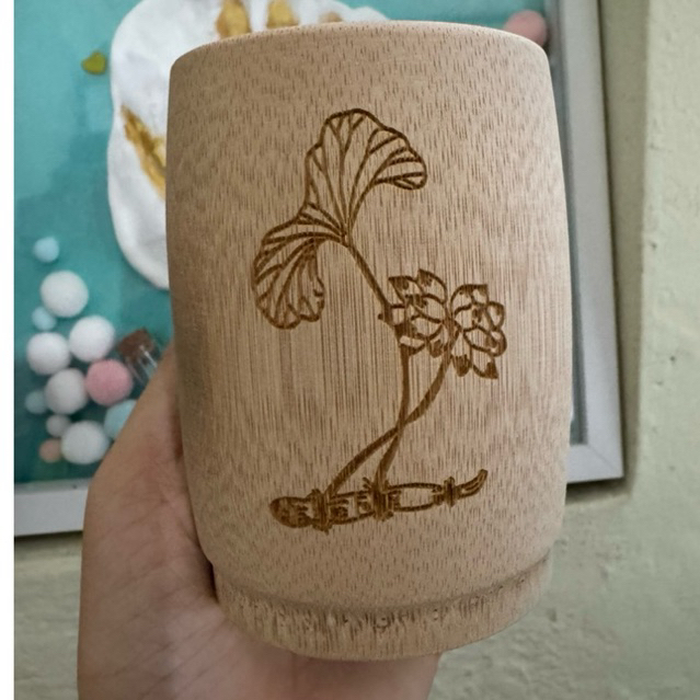 Cốc tre khắc hoa sen đựng muối gạo trang trí nhà cửa