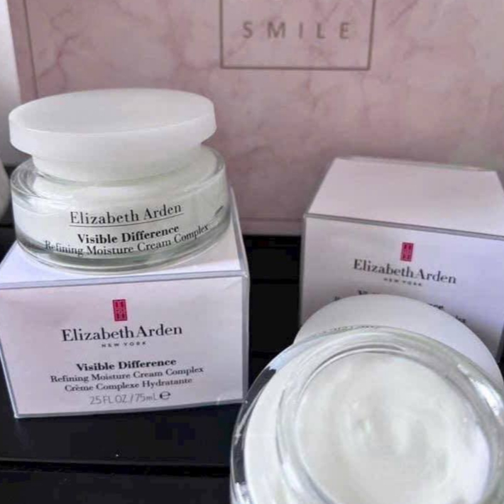 KEM DƯỠNG ELIZABETH ARDEN VISIBLE DIFFERENCE 75ml