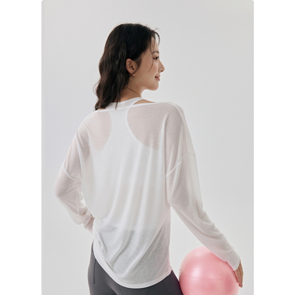 Áo thể thao nữ tay dài, dáng rộng, cổ tròn, chất liệu dệt kim từ sợi tổng hợp 85% Polyester + 15% Viscose AD-COCO | BigBuy360 - bigbuy360.vn