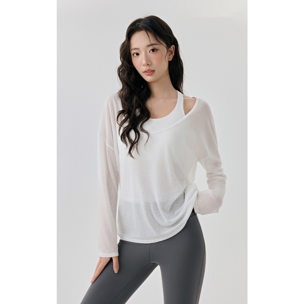 Áo thể thao nữ tay dài, dáng rộng, cổ tròn, chất liệu dệt kim từ sợi tổng hợp 85% Polyester + 15% Viscose AD-COCO | BigBuy360 - bigbuy360.vn