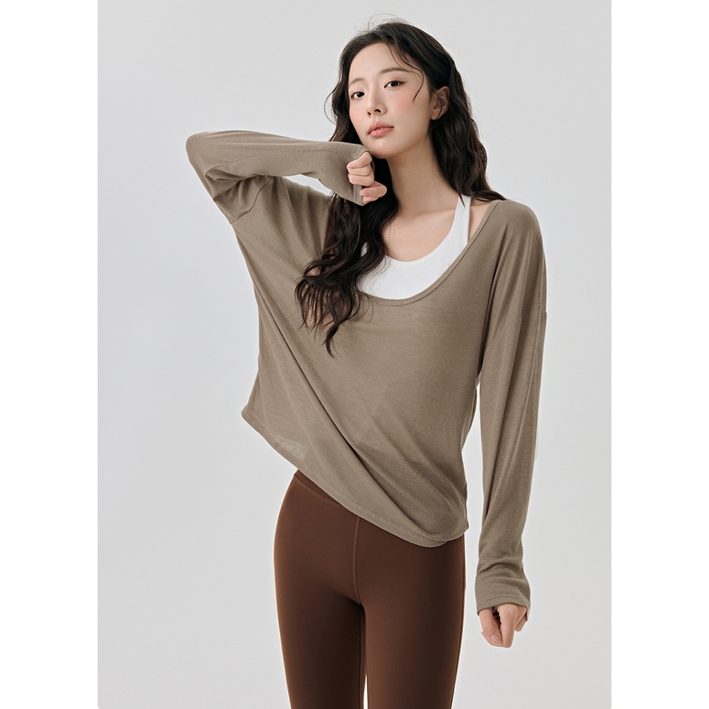 Áo thể thao nữ tay dài, dáng rộng, cổ tròn, chất liệu dệt kim từ sợi tổng hợp 85% Polyester + 15% Viscose AD-COCO | BigBuy360 - bigbuy360.vn