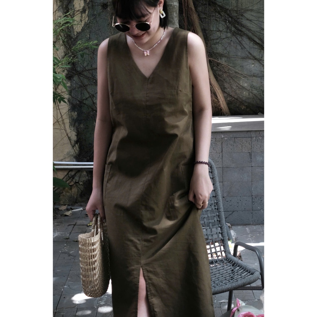 𝗠𝗔𝗬 𝗟𝗜𝗡𝗘𝗡 - Đầm sát nách linen dáng dài