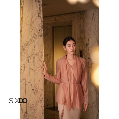 Áo tơ organza phối vạt SIXDO (Raspberry Organza Blouse)
