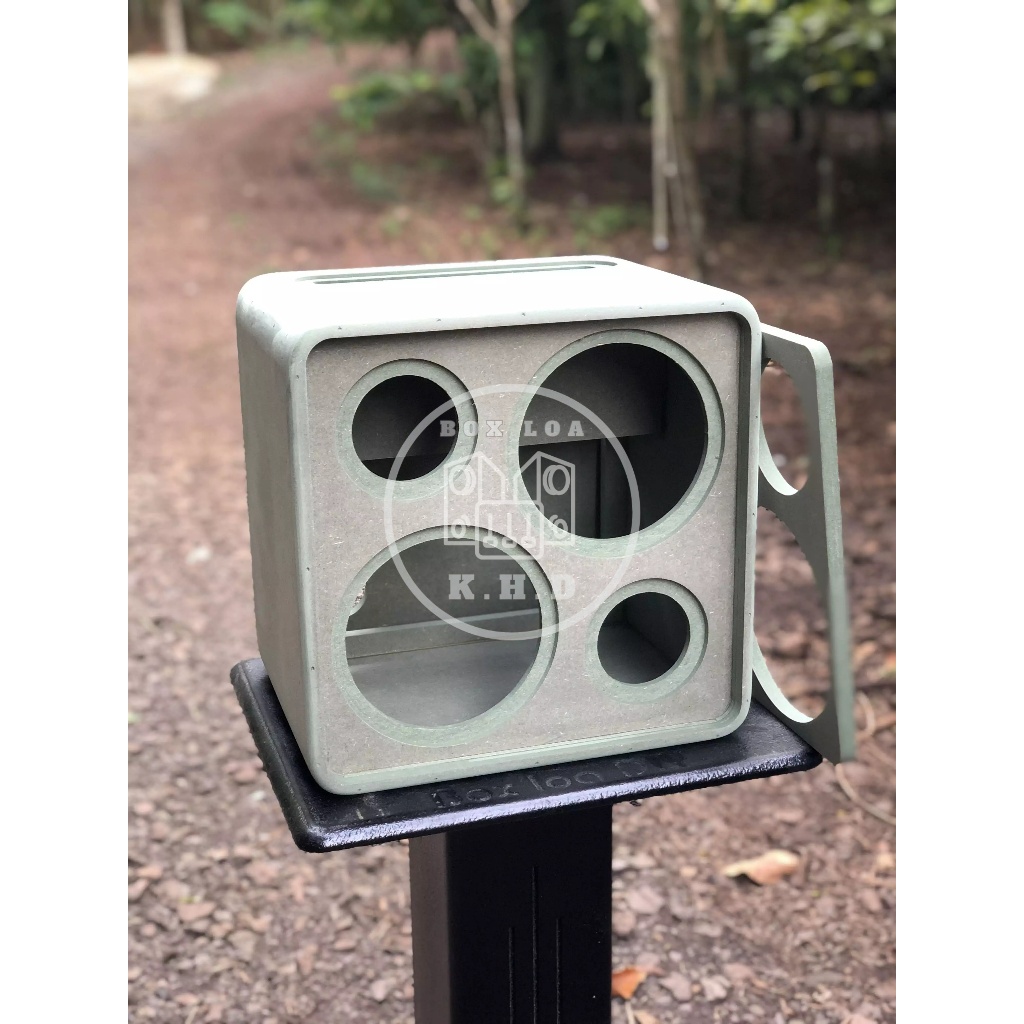 Vỏ thùng thô bass đôi 16 dáng vuông cạnh bo tròn - Mạch K10-K18