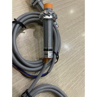 Cảm biến sắt từ phi 12 AC 2 dây (NO) E2E-X5MY1