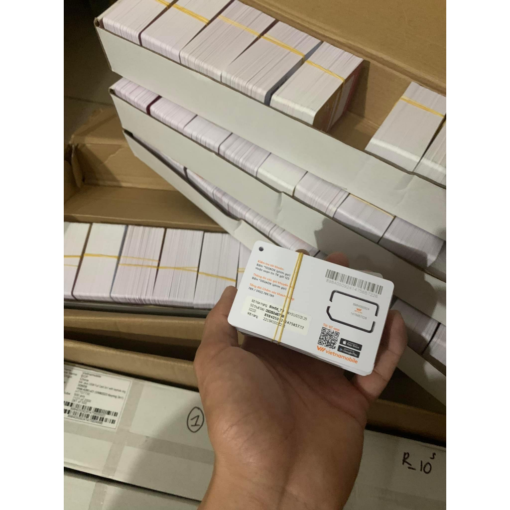 Sim Vietnmamobile chưa kích hoạt , lắp máy để sử dụng, có cả hàng có sẵn 10.000đ tkc