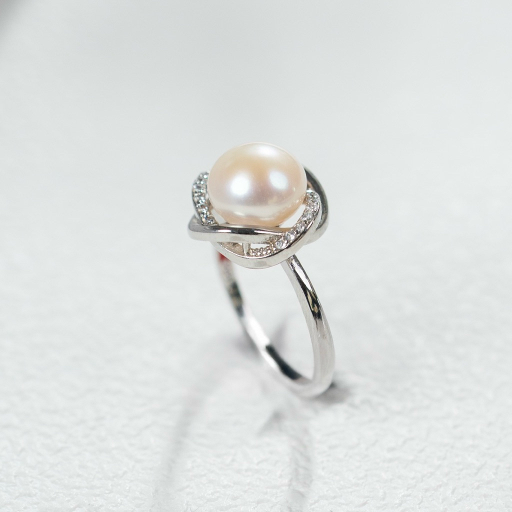 Nhẫn Ngọc Trai 10ly Khung Freesize Viền Đá Titan - Ngọc Trai Trường Thịnh