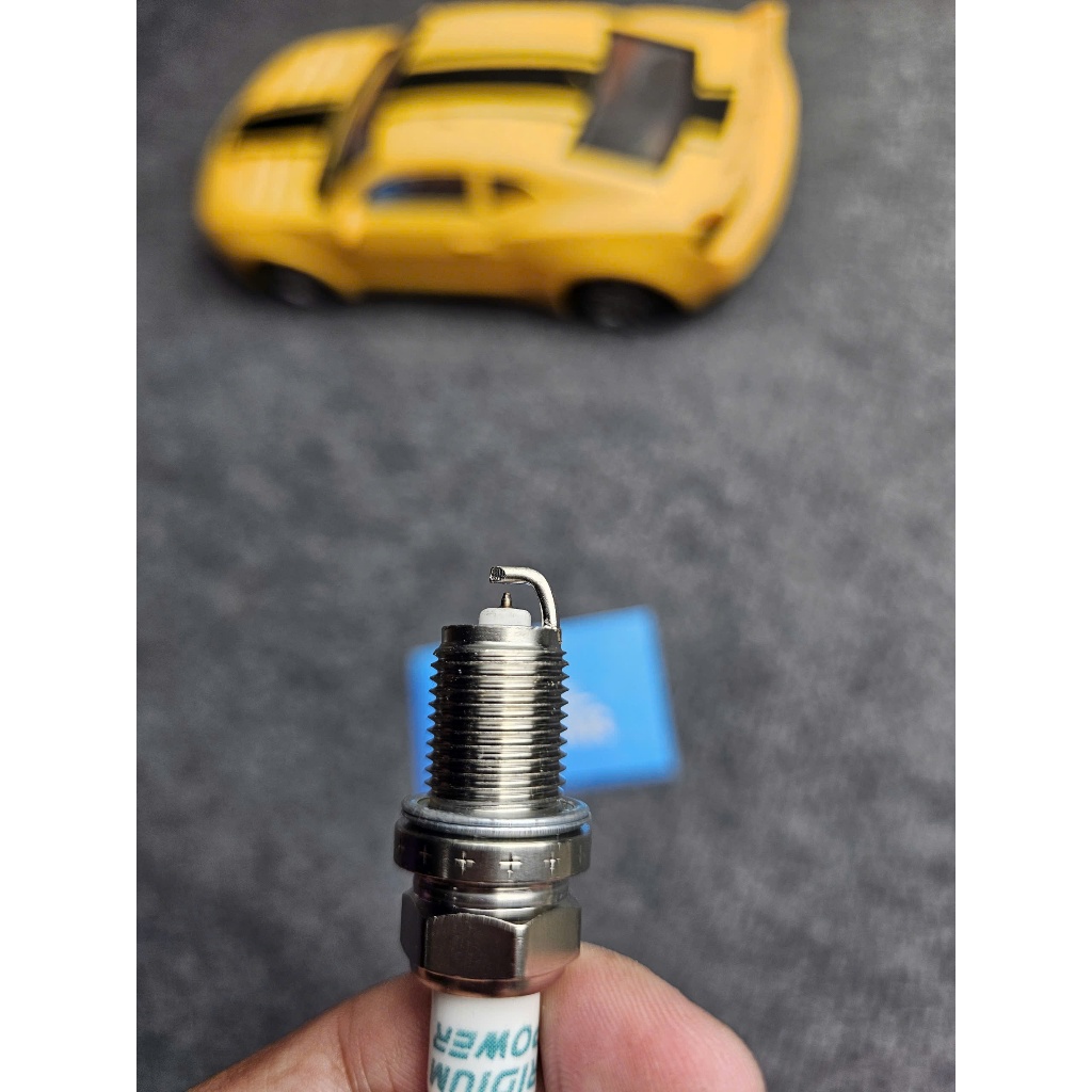 Bugi Iridium xe Ford Laser (1999-2005). OEM: IK16-5303 / 9091901210 - SK20R11