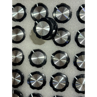5 chiếc núm vặn chiết áp công suất2W 27x16mm trục 6mm