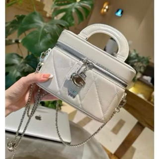 Túi cốp ngang chio kèm quả chuông sz 20cm kèm dây đeo siêu xinh- DK999