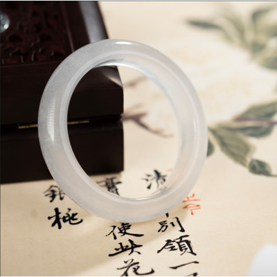 Vòng Tay Thạch Anh Trắng Bản Hẹ Dày Lắc Tay Phong Thủy Xinh Xắn - Ngọc Trai Trường Thịnh