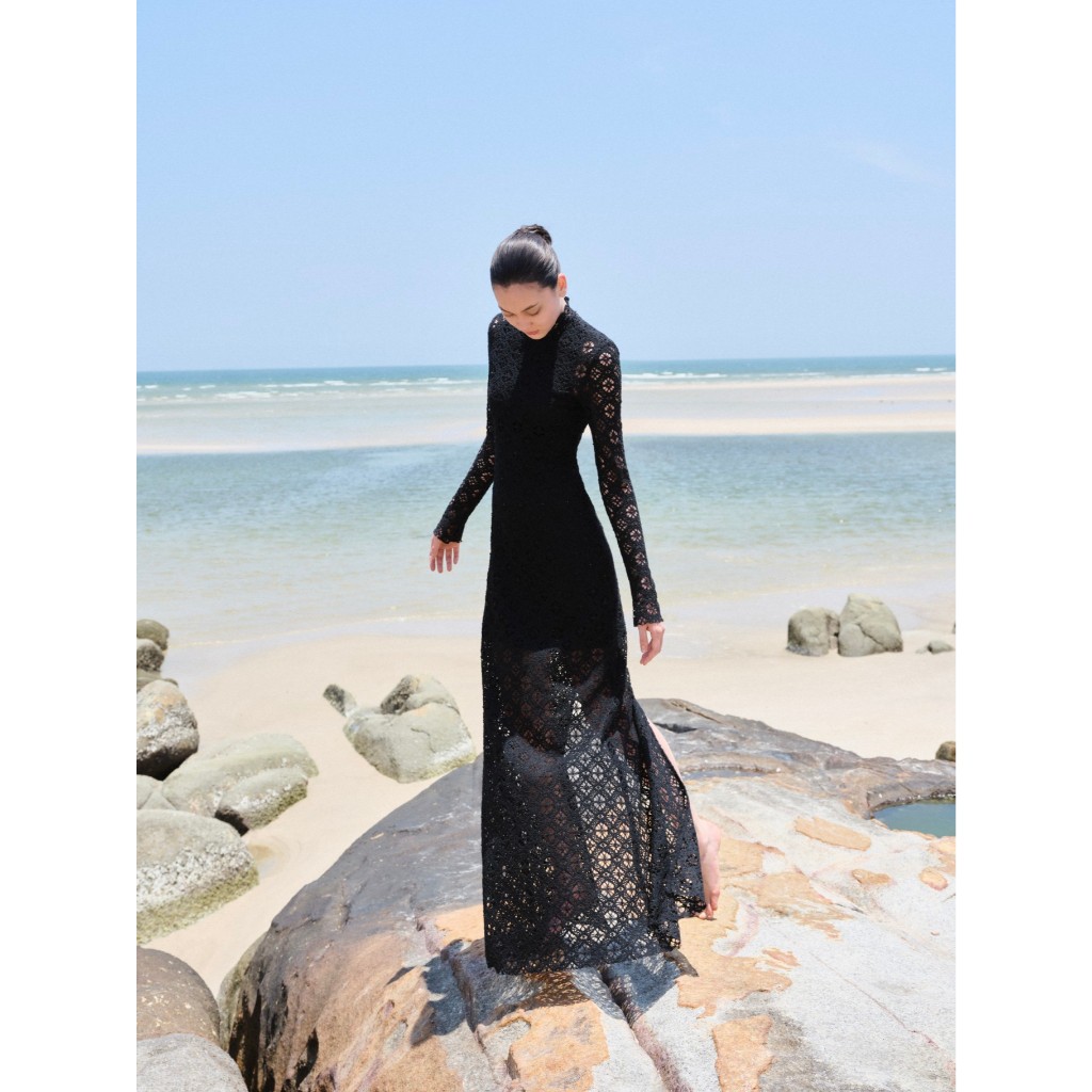 Đầm Ren Dài Tay Nữ WHITE ANT Lót Rời BINNAT EMB LACE LONG DRESS 121500015