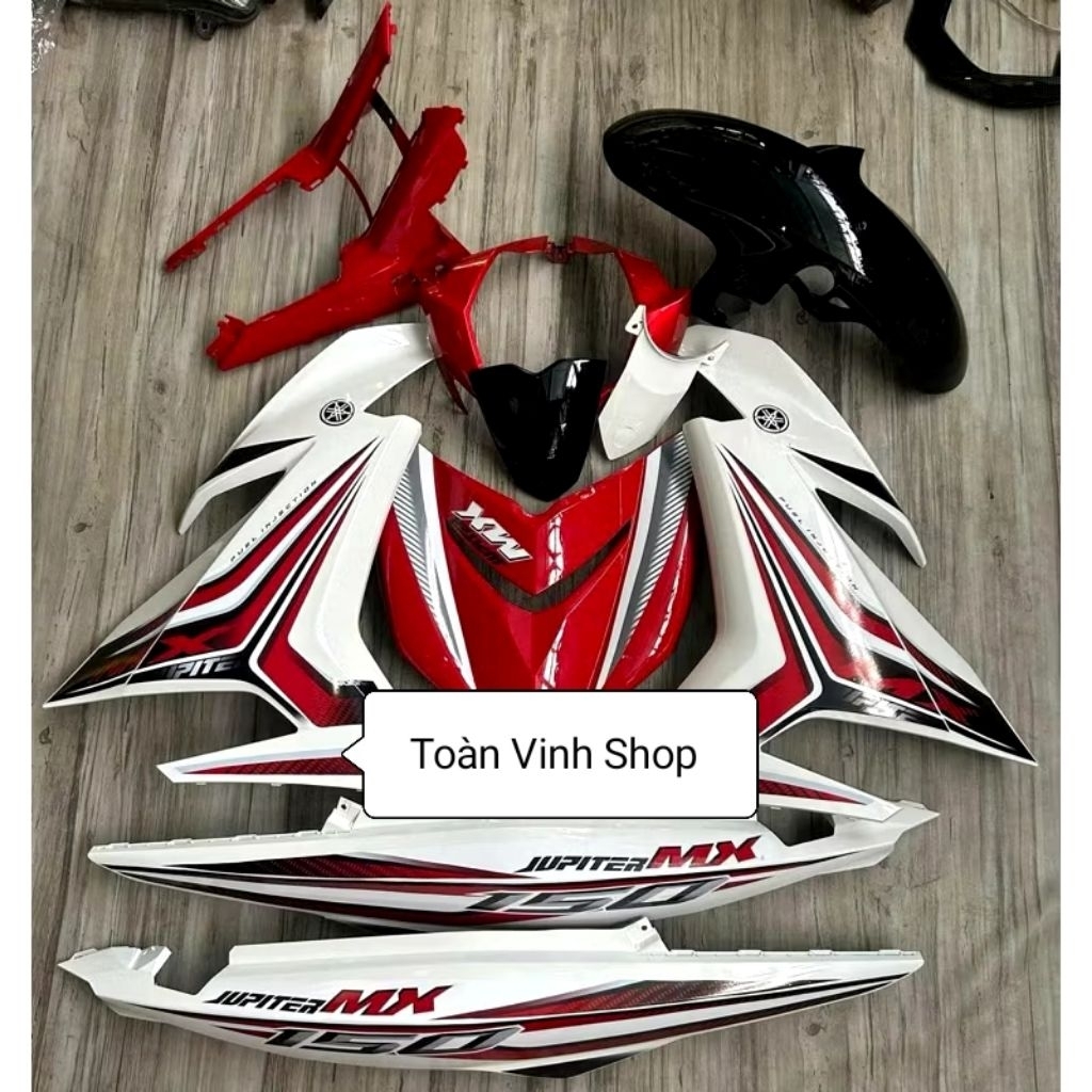 Dàn áo Yamaha Exciter 150 trắng đỏ tặng kèm tem