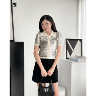 Áo len mongtoghi nữ Twentyfive ngắn tay, cổ bẻ họa tiết kẻ ngang 6695