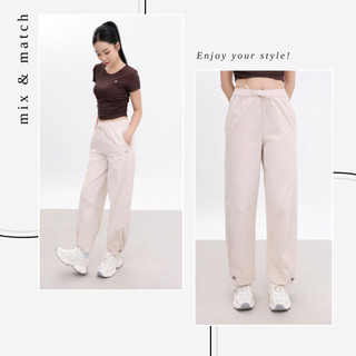  LV25N04F307 Quần Dài Nữ Livan Mặc 2 Kiểu Ống Suông - Bo Gấu Jogger Vải Gió Kaki Mềm Mại Cạp Chun Co Giãn Có Dây Rút 
