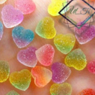 5 charm nail kẹo dẻo tim N18