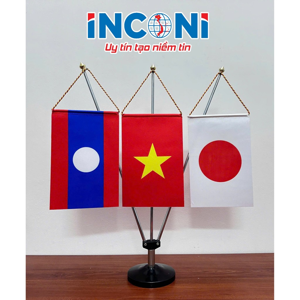 Cờ để bàn đế đen 3 lá cờ các nước ( ép mếch cứng ) (KT 14x21)