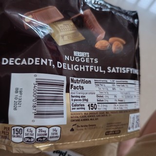 Date (t8/26)Socola Hershey's Nuggets gói 289g