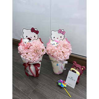 Bó hoa kitty x hoa cẩm tú cầu tặng quà 20/10